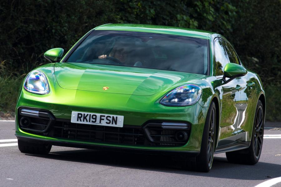  Porsche Panamera GTS 2019 года  (UK) (фото 17 из 17)